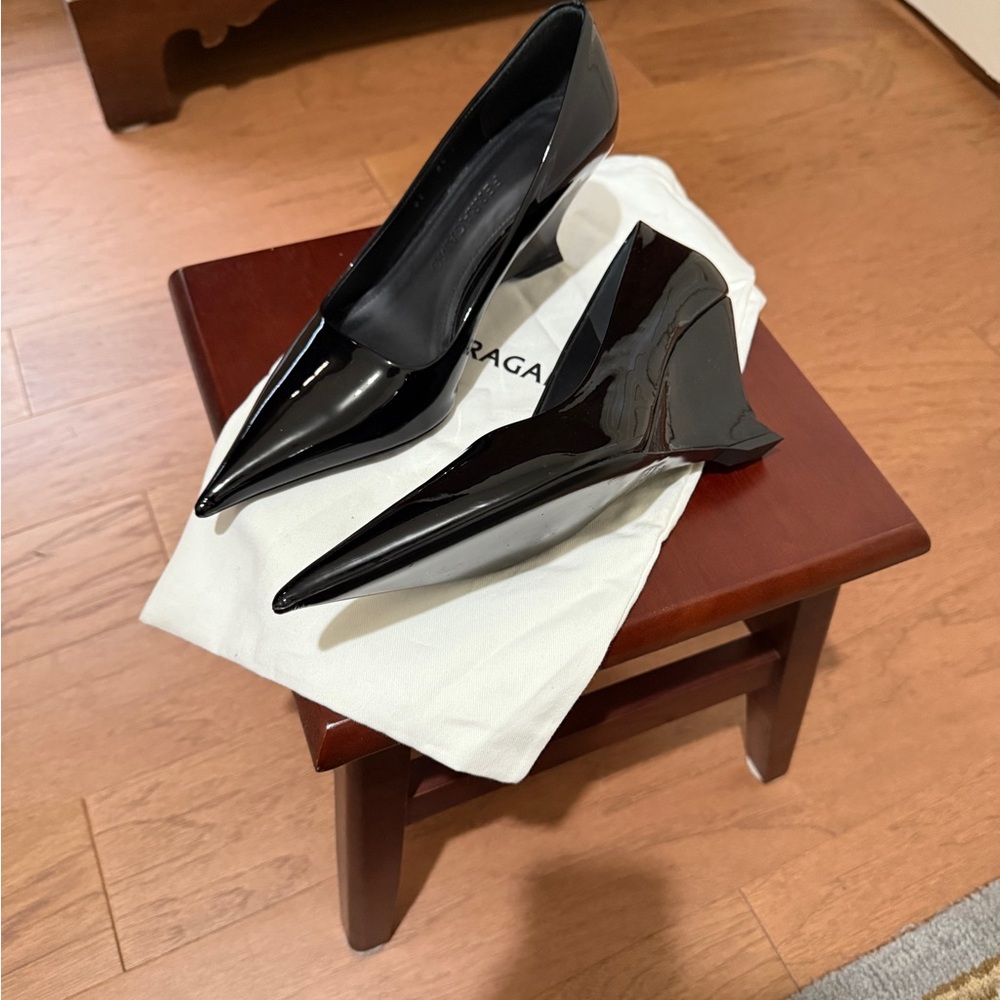 Salvatore Ferragamo Black Heels Sleek Design
